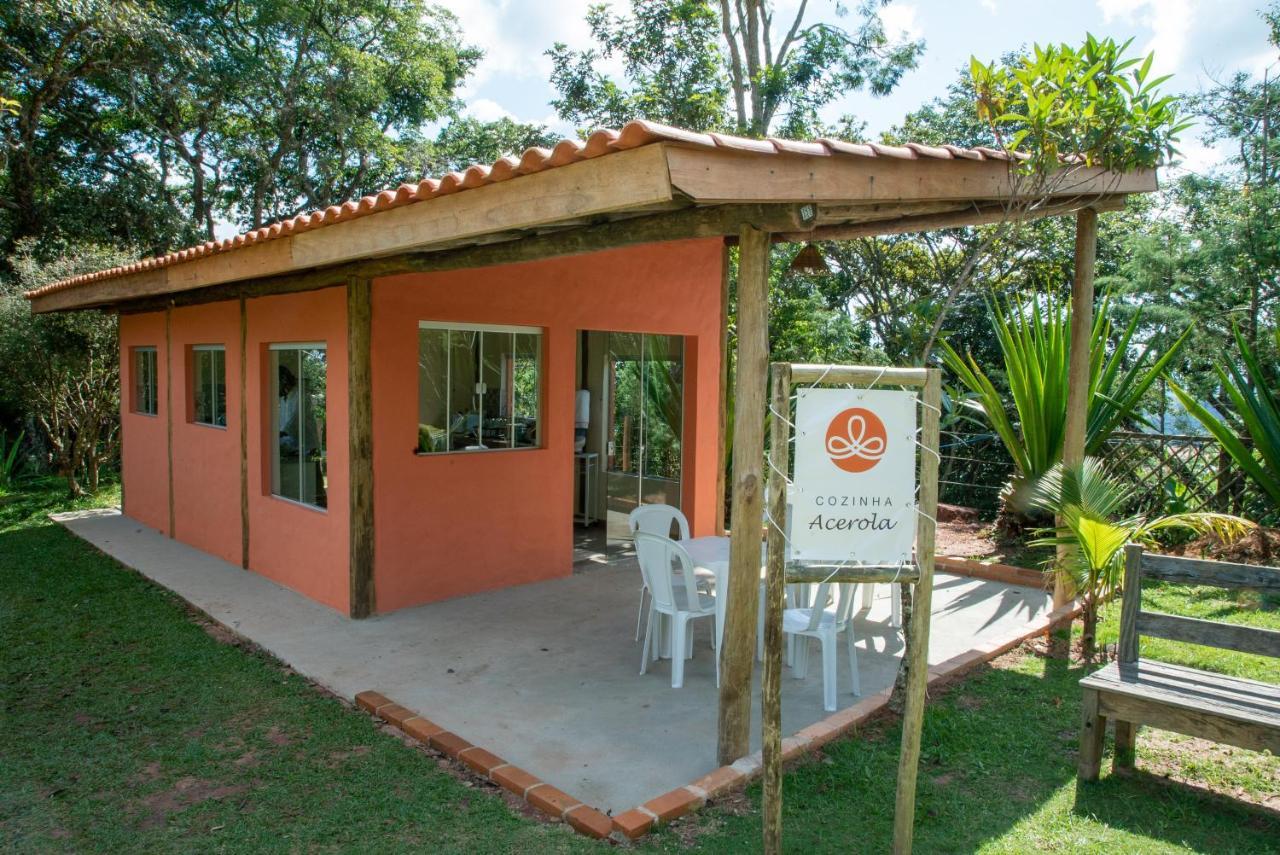 Hospedagem Beija-Flor - Espaco Flor Das Aguas クーニャ エクステリア 写真